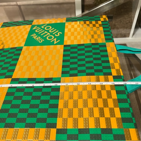 X-Large Louis Vuitton Holidays Shopping Bag - Picture 10 of 11